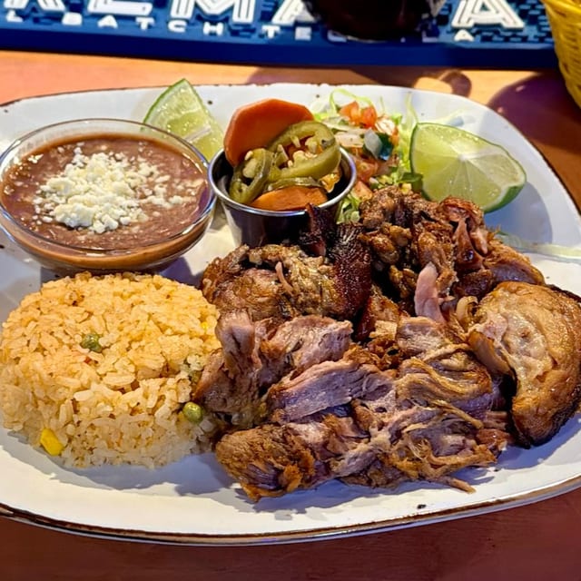 Plato De Carnitas.