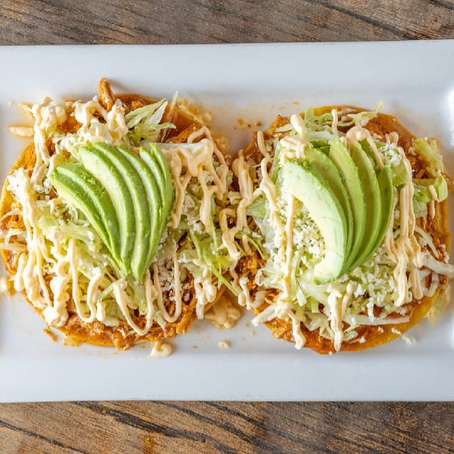 Tostadas de Tinga.